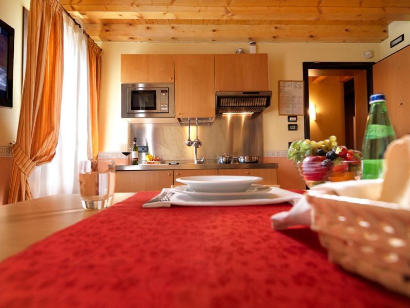 קמפוסמפיירו Hotel & Residence Roma מראה חיצוני תמונה