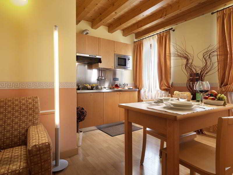 קמפוסמפיירו Hotel & Residence Roma מראה חיצוני תמונה